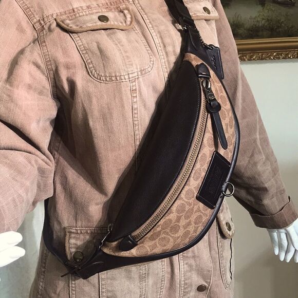 Authentic COACH Rivington Signature Belt Bag - Picture 7 of 15